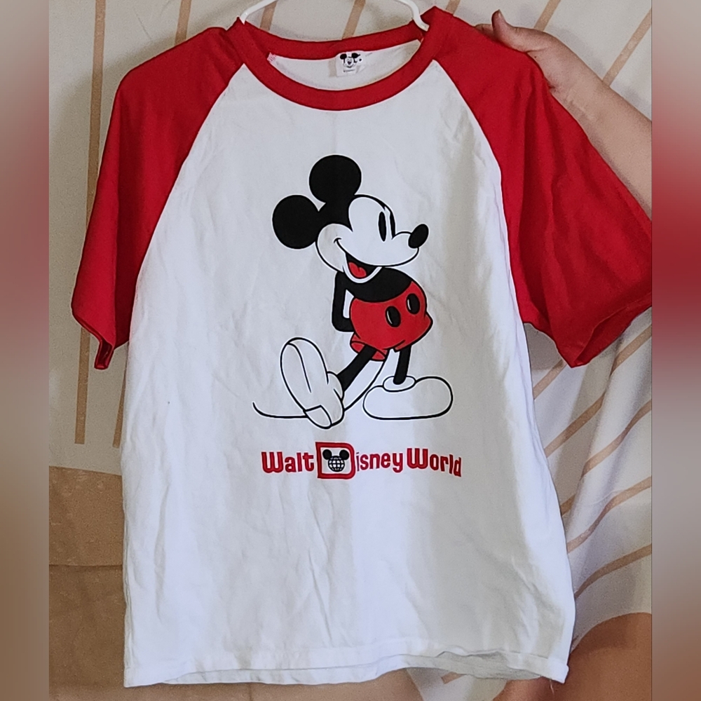Vintage Disney Red/White Mickey Mouse Tee NWOT Med